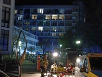 Almanya'da 65 Yasindaki Kadin, Hastanede Mesale Yakip Kendisini Odaya Kilitledi