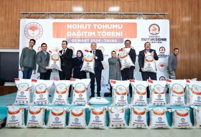 Denizli'de Çiftçilere 70 Ton Nohut Tohumu Destegi