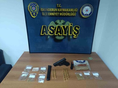 Iskenderun'da Bin 315 Sahis Ve Bin 135 Araç Sorgulandi