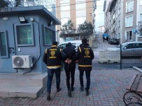 Bandirma'da Araç Içinden Banka Karti Çalan Hirsiz Yakalandi