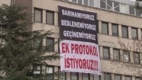 Kadiköy Belediyesi'nde Çalisan Isçiler Eylem Yapti