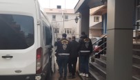 Tunceli'de Bir Vatandasi Vize Vaadiyle Dolandiran 3 Sahis Tutuklandi Haberi