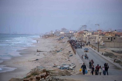 ABD, Insani Yardimlar Için Gazze Kiyisina Geçici Bir Liman Kurmayi Planliyor