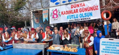 Kadinlar Günü'ne Özel Türkiye Deniz Canlilari Müzesi'nde 5 Gün Boyunca Kadinlara Balik Ekmek Ücretsiz