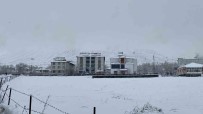 Karliova'da Kar Yagisi Etkisini Sürdürüyor Haberi