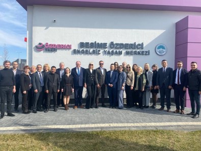 Litvanyali Heyet, Engelsiz Yasam Merkezi'nden Çok Etkilendi