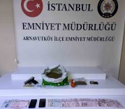 Arnavutköy'de Aranmasi Bulunan Firari Uyusturucuyla Yakalandi
