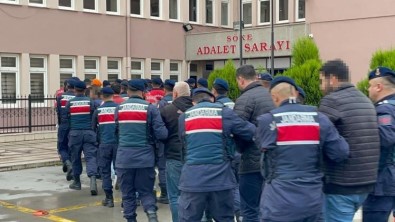 Aydin'da 'Mahzen-5' Operasyonunda Gözaltina Alinan 18 Süpheli Adliyeye Sevk Edildi