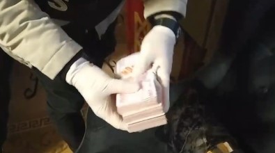 Konya'da Tefecilik Operasyonu Açiklamasi 4 Milyon Lira Degerinde Senet Ele Geçirildi