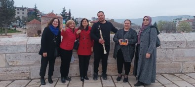 Tokat'ta Kadinlara Özel Mini Konser