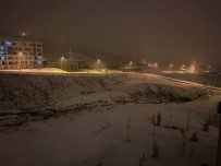 Kayseri'nin Bazi Bölgelerinde Kar Etkili Oldu