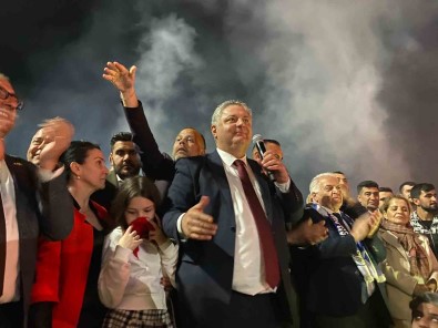 CHP'li Mehmet Gürel, Yalova Belediye Baskanligi'na Seçildi