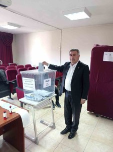 Sariz'i Ömer Faruk Eroglu Önde Bitirdi