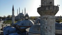 Edirne'de Ramazan Bayrami Namazinda Camiler Doldu Tasti
