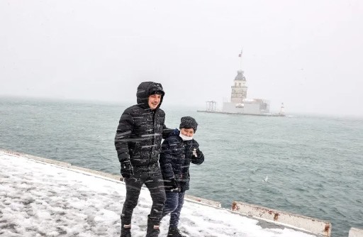 Meteoroloji uzmanı tarih verdi: O yıla kadar İstanbul’a kar yağmayacak!