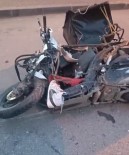 Özel Halk Otobüsü Ile Motosiklet Çarpisti Açiklamasi 17 Yasindaki Sürücü Öldü Haberi