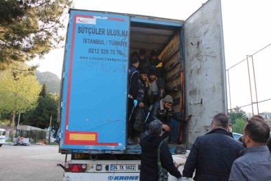 Amasya'da Bakir Yüklü Tirda 64 Kaçak Göçmen Yakalandi