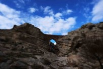 Beş bin yıllık mahallede ürküten köprü: Gezmeye gelenlerin ilgisini çekiyor