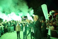 Bursa Büyüksehir Belediye Baskani Mustafa Bozbey, Bursaspor Maçi Biletlerinin Tamamini Satin Aldi