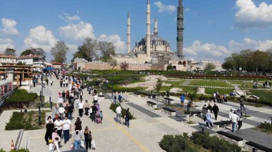 Edirne'ye Turist Akini Açiklamasi Adim Atacak Yer Kalmadi