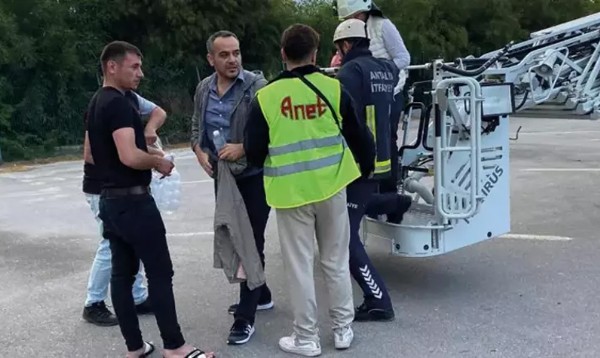 Antalya'da teleferik faciası: Ölü ve yaralılar var! Bakan Yerlikaya açıkladı: 98 kişi tahliye edildi