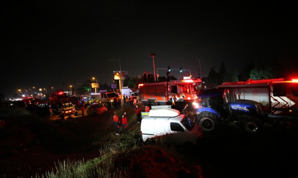 Antalya'da teleferik faciası: Ölü ve yaralılar var! Bakan Yerlikaya açıkladı: 98 kişi tahliye edildi