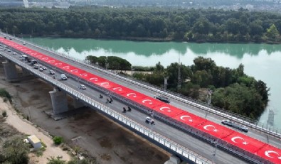 CHP’li başkan tamamlamayınca bakanlık yaptı! Türkiye’nin en büyük 4’üncü köprüsü Adana’nın yükünü aldı