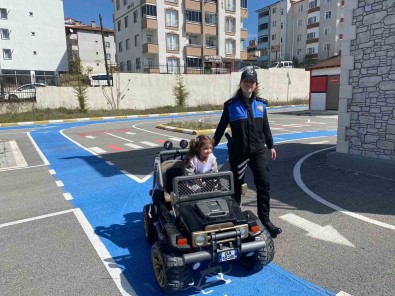 Hem Eglediler Hem De Ögrendiler