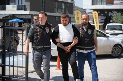 Edirne'de Kadin Cinayeti Açiklamasi Süpheli Koca Adliyeye Sevk Edildi