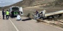 Sivas'ta kamyonet devrildi: Ölü ve yaralılar var! Haberi