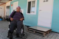 Annesini Ve Bacagini Depremde Kaybeden Kadin, Protez Bacagiyla Hayata Tutundu Haberi