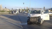 Konya'da kamyonet ışıklarda bekleyen otomobile çarptı: 11 yaralı