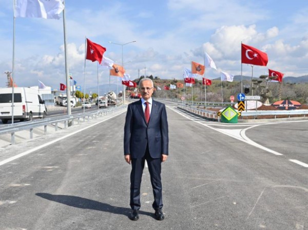 Bayram tatili trafiği: Bayramda otoyollardan 11,2 milyon araç geçti!