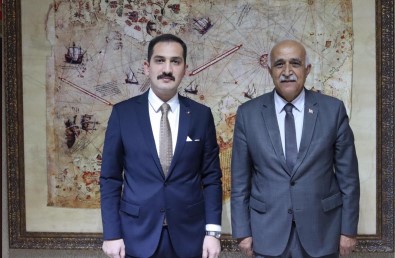 Kaymakam Ipek'ten, Baskan Azizoglu'na Ziyaret