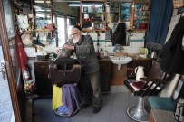 (Özel) 100 Yillik Dükkaninda Bir Ömrünü Meslegine Adadi Haberi