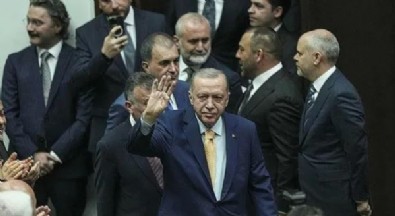 Başkan Erdoğan'dan Turgut Özal mesajı: Açtığı yoldan giderek milletimize başarılar yaşatmanın gururunu yaşıyoruz