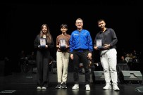 Istanbul Gençlik Oyunlari Liseler Arasi Müzik Ve Siir Yarismasinda En Güzel Sesler Ödüllerini Aldi