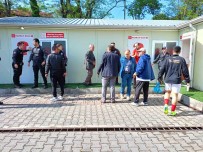 U-16 Türkiye Sampiyonasi'nda Maç Sonrasi Sahada Gergin Anlar