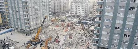 Zümrüt Apartmanı depremde 100 kişiye mezar olmuştu... Yıkımın sorumlusu CHP'li isim çıktı!