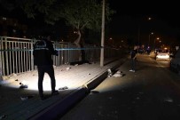 Adana'da Feci Kaza... Kontrolden Çikan Motosiklet Kaldirima Çarpip Sürüklendi Açiklamasi 2 Ölü