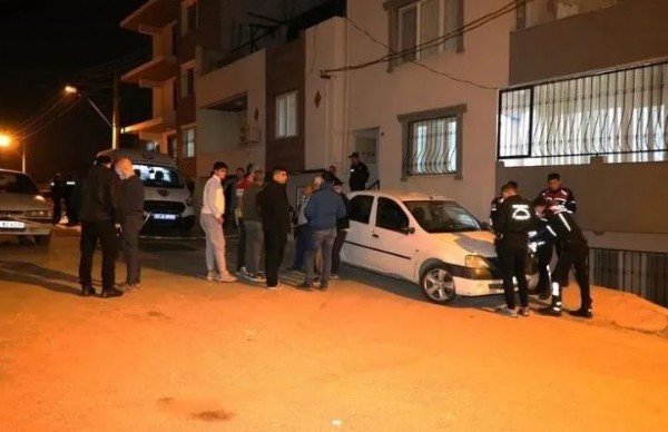 İzmir'de baba vahşeti! 6 yaşındaki kızını öldürdü diğer kızını da yaraladı