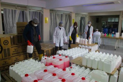 Amasya'da Hastanelerin Temizlik Malzemesi Kimyaci Liselilerden