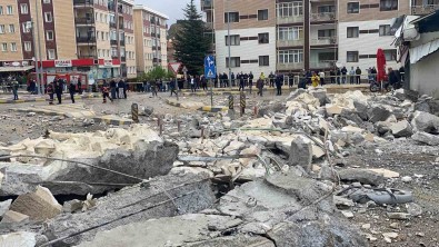 Çankiri'da Firtinanin Bilançosu Açiklamasi 78 Olay Meydana Geldi, 6 Kisi Yaralandi