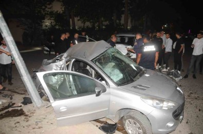 Cizre'de 2 Otomobil Kafa Kafaya Çarpisti Açiklamasi 3 Yarali