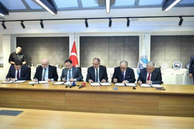 Hayirsever Isbirligi Ile 'OSB Teknik Kampüsü' Için Imzalar Atildi