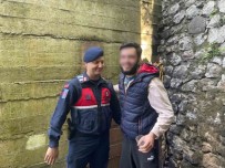 Ormanda Gezerken Kaybolan Genci Jandarma Ekipleri Buldu Haberi