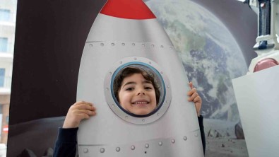 Astronotluk Çocuklar Için Artik Hayal Degil