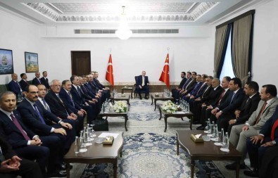 Cumhurbaskani Erdogan, Irak Türkmen Toplumu Ve Irak Sünni Toplumu Temsilcilerini Kabul Etti