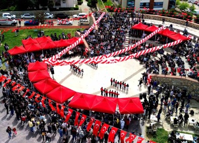 23 Nisan Mugla'da Cosku Ile Kutlandi