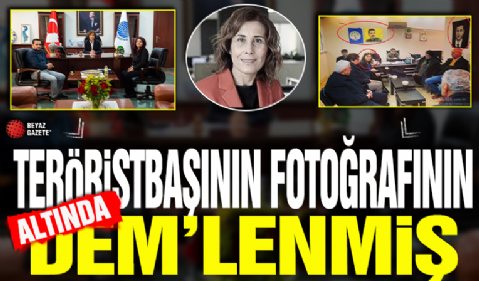 İşte CHP-DEM işbirliğinin fotoğrafı! CHP’li başkan teröristbaşının fotoğrafının altında DEM’lenmiş